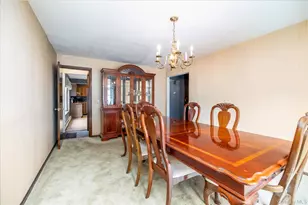 1682 Hannington Ave, Wantagh, NY 11793 - Photo 16