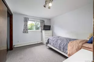 1682 Hannington Ave, Wantagh, NY 11793 - Photo 24