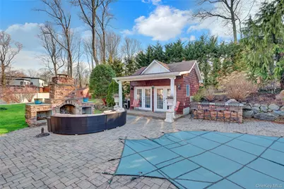 8 White Birch Drive, Dix Hills, NY 11746 - Photo 32