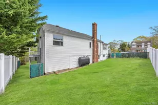 18 Islip Dr, Sound Beach, NY 11789 - Photo 30