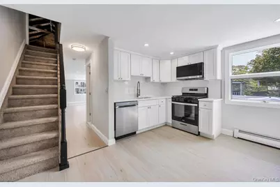 18 Islip Drive, Sound Beach, NY 11789 - Photo 10