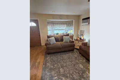82 Westcott Street, Inwood, NY 11096 - Photo 8