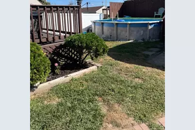 82 Westcott Street, Inwood, NY 11096 - Photo 24