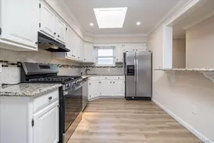 449 E Market St, Long Beach, NY 11561 - Photo 6