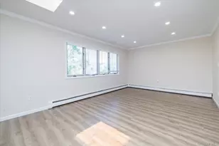 449 E Market St, Long Beach, NY 11561 - Photo 8