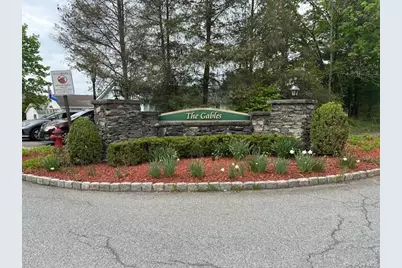 35 Gables Boulevard, Poughkeepsie, NY 12603 - Photo 26
