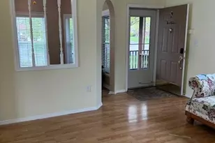 35 Gables Blvd, Poughkeepsie, NY 12603 - Photo 4