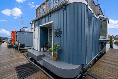 10 Matinecock Avenue, Port Washington, NY 11050 - Photo 8