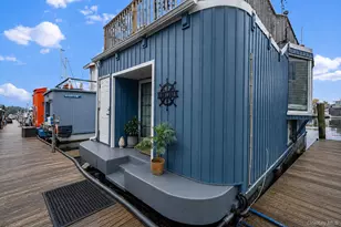 10 Matinecock Ave, Port Washington, NY 11050 - Photo 8