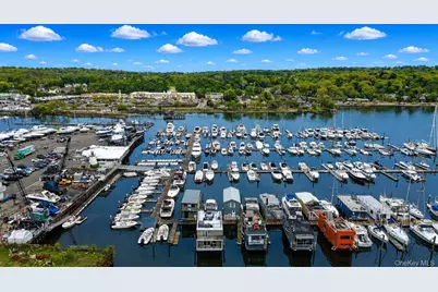 10 Matinecock Avenue, Port Washington, NY 11050 - Photo 42