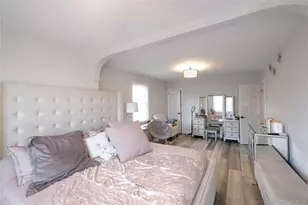 119 Munro Blvd, Valley Stream, NY 11581 - Photo 14