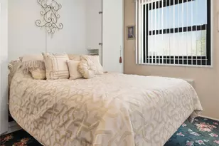21-20 202nd St, Bayside, NY 11360 - Photo 12