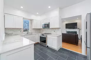 16125 Soundview Ave, Southold, NY 11971 - Photo 12