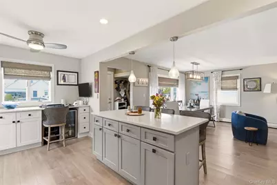 540 W Walnut Street, Long Beach, NY 11561 - Photo 6