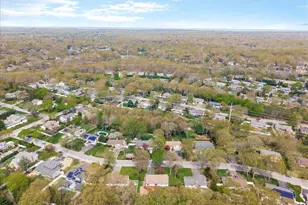 42 Sunflower Dr, Hauppauge, NY 11788 - Photo 30