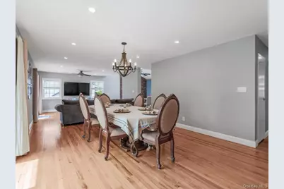 42 Sunflower Drive, Hauppauge, NY 11788 - Photo 6