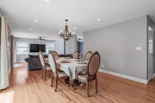 42 Sunflower Dr, Hauppauge, NY 11788 - Photo 6
