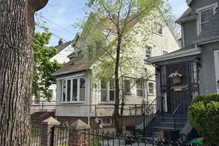 115-57 196th St, Saint Albans, NY 11412 - Photo 12