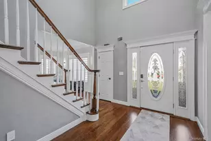 4 Jordan Dr, Medford, NY 11763 - Photo 6