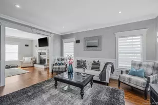 4 Jordan Dr, Medford, NY 11763 - Photo 8
