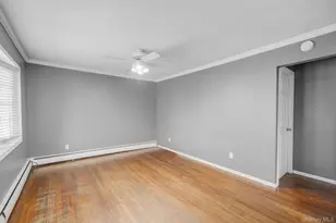 78 Wilson St, Brentwood, NY 11717 - Photo 6