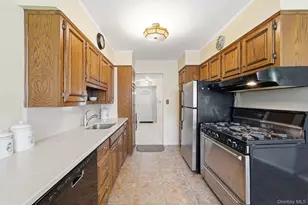 15 Frost Ln, Greenlawn, NY 11740 - Photo 10
