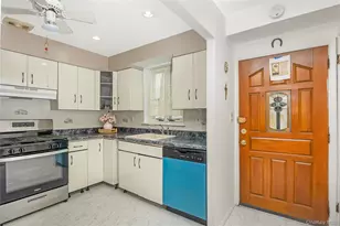 164-11 Depot Rd, Flushing, NY 11358 - Photo 4