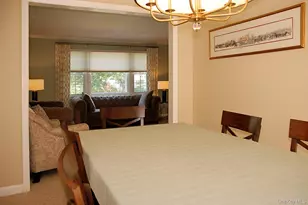 18 Coralyn Ave, White Plains, NY 10605 - Photo 8