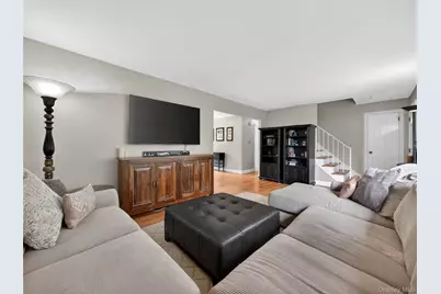 28 Parkway Drive N, Blauvelt, NY 10913 - Photo 10