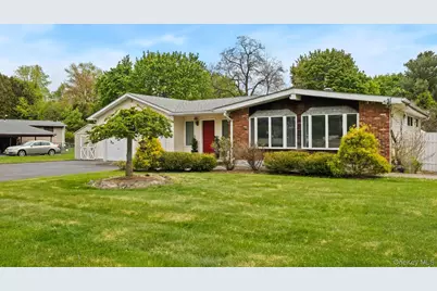 26 Carrie Lane, Nanuet, NY 10954 - Photo 2