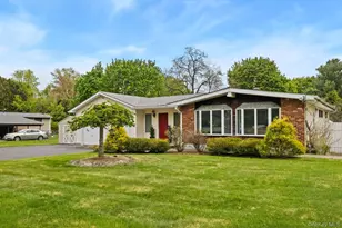 26 Carrie Ln, Nanuet, NY 10954 - Photo 2