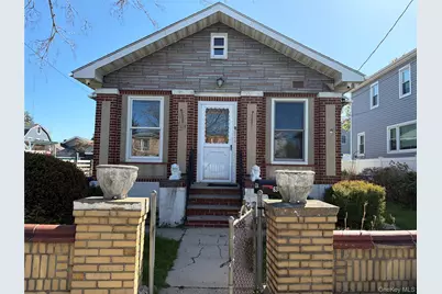 634 Minnieford Avenue, Bronx, NY 10464 - Photo 1
