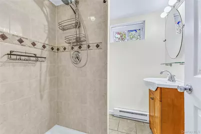 44 Somerset Road, Rocky Point, NY 11778 - Photo 8