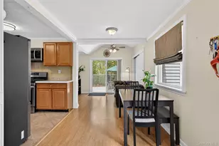 109 Eastview Rd, Ronkonkoma, NY 11779 - Photo 4