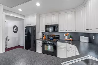 161-26 89th Street, Howard Beach, NY 11414 - Photo 22