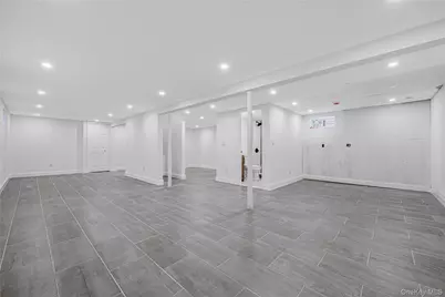 175 Dorchester Road, Garden City, NY 11530 - Photo 10
