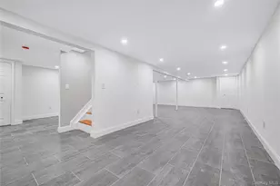 175 Dorchester Rd, Garden City, NY 11530 - Photo 10