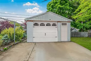175 Dorchester Rd, Garden City, NY 11530 - Photo 8