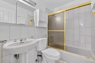 164-34 99th St, Howard Beach, NY 11414 - Photo 22