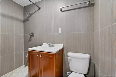 16434 99th Street, Howard Beach, NY 11414 - Photo 10