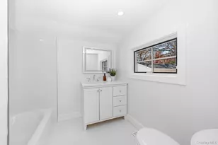88 Cliff Ave, Sayville, NY 11782 - Photo 12