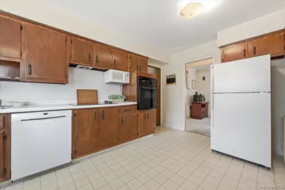 117 Lefferts Road, Garden City, NY 11530 - Photo 12