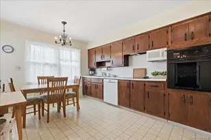 117 Lefferts Rd, Garden City, NY 11530 - Photo 10
