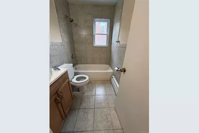 235 N Middletown Road #D, Pearl River, NY 10965 - Photo 4