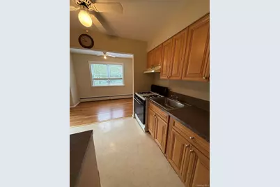 235 N Middletown Road #D, Pearl River, NY 10965 - Photo 10