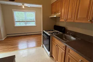 235 N Middletown Rd, Pearl River, NY 10965 - Photo 10