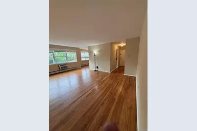 235 N Middletown Road #D, Pearl River, NY 10965 - Photo 8