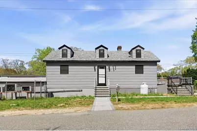 178 Richmond Boulevard, Ronkonkoma, NY 11779 - Photo 16