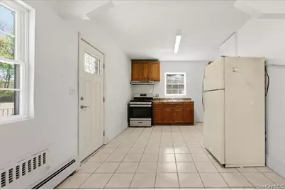 178 Richmond Boulevard, Ronkonkoma, NY 11779 - Photo 22