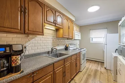 27 Stuyvesant Street, Huntington, NY 11743 - Photo 20